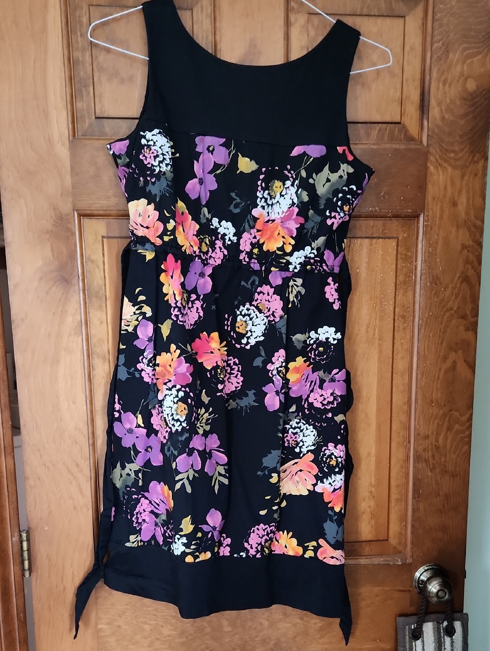 Black Floral Sleeveless Maternity Dress